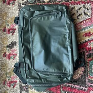 LIKE NEW Away Convertible Backpack 45L - Dark Green